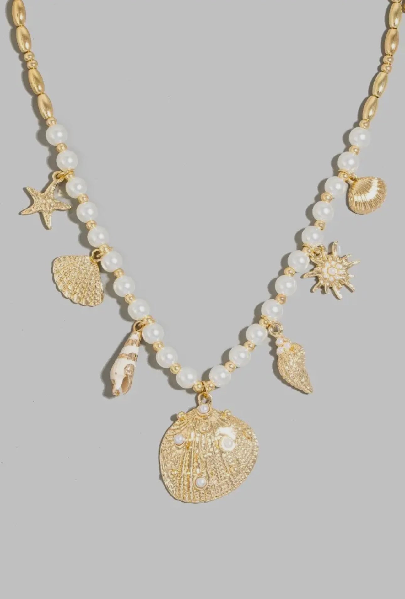Sea Shell Charms Pearl Beaded Necklace